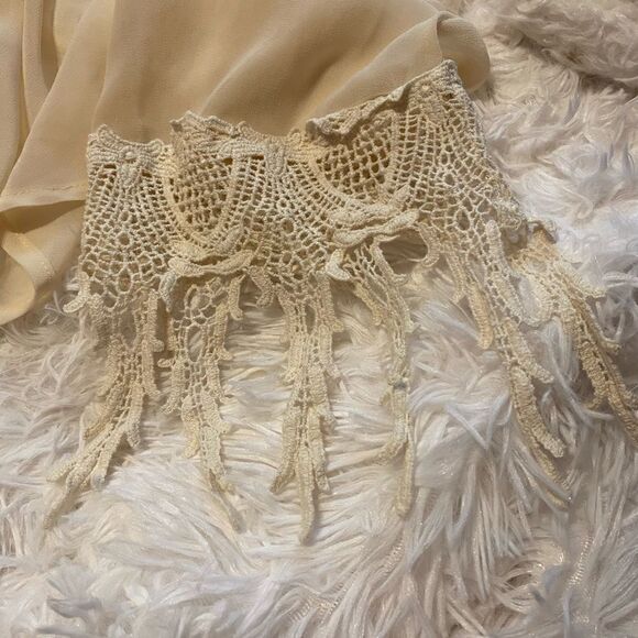 Alya Women’s Large Cream Sheer Cover Up w/ Crochet Sleeves - Picture 3 of 6